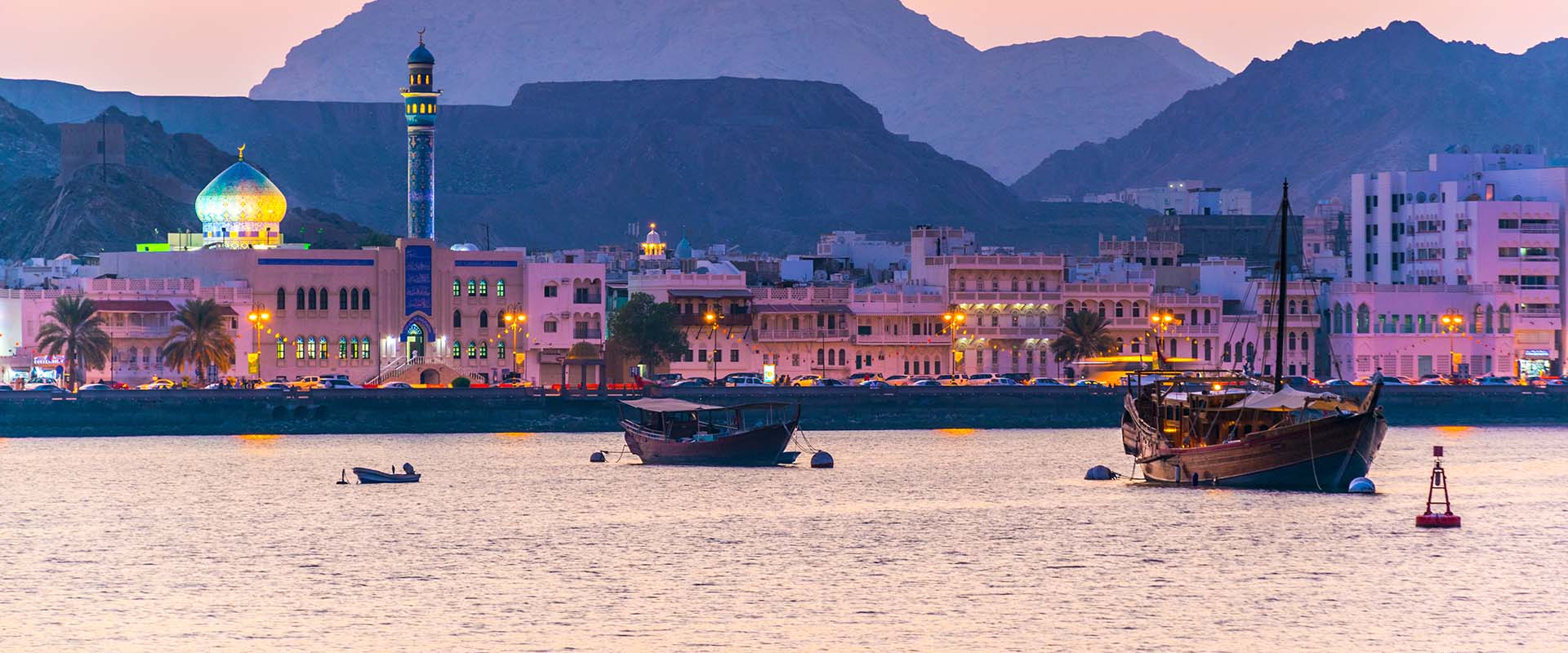 Cruceros de Aventura en Oman - LiveAboard.com