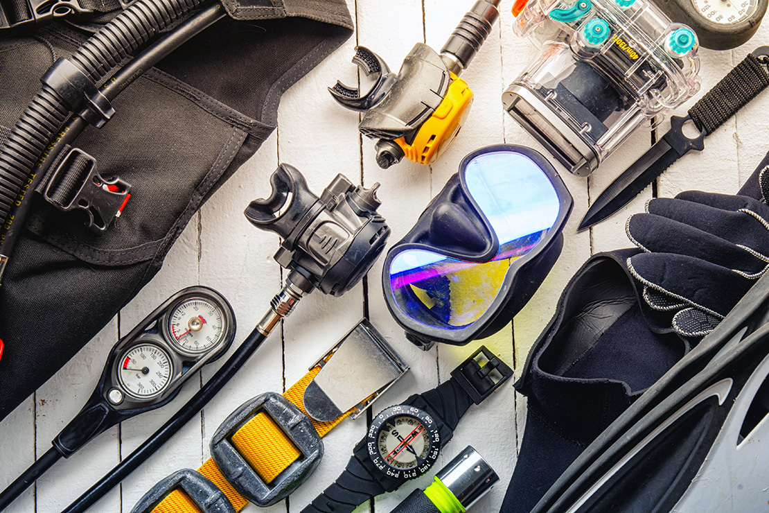 Scuba gear and accessories