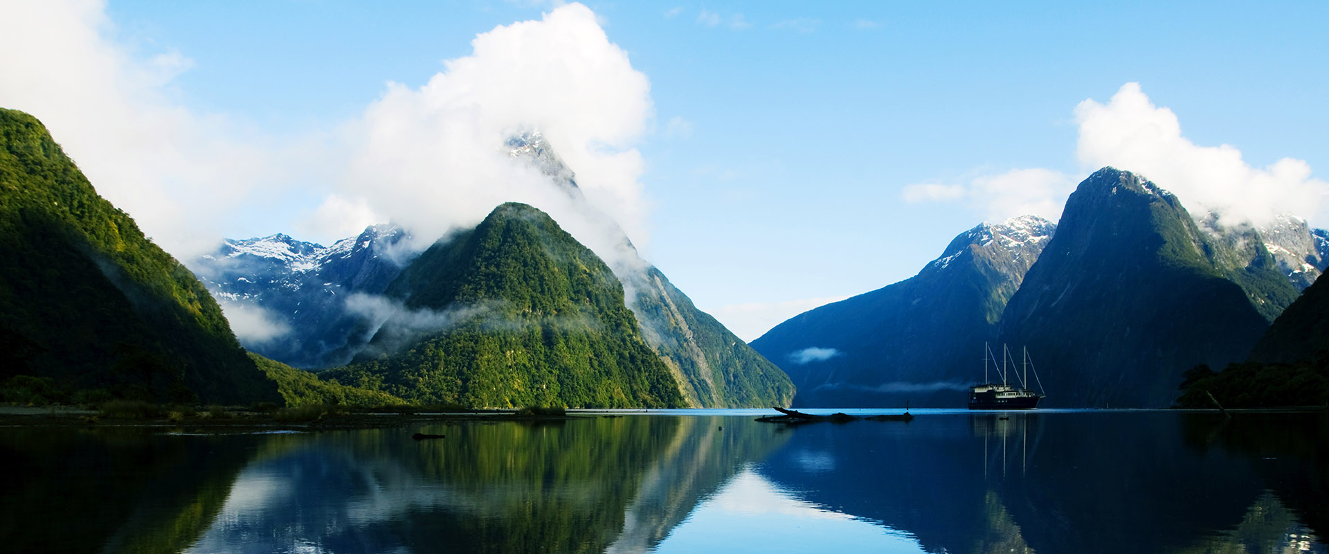 Fiordland Adventure Cruises